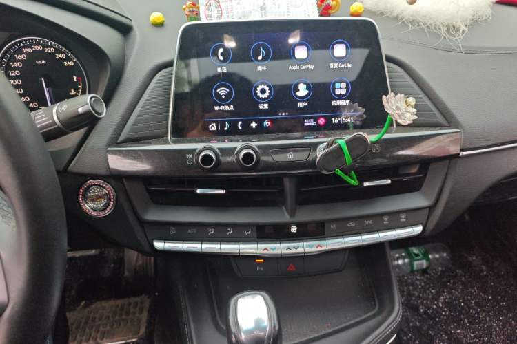 Used Cadillac CT4 2020 28T Fashion Edition Audio And AC Panel