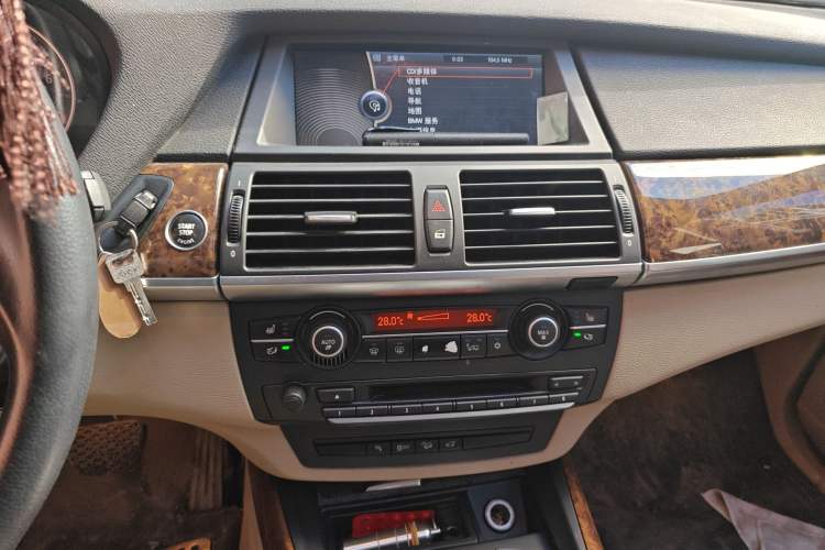 Used BMW X5 2011 xDrive35i Leading Model
