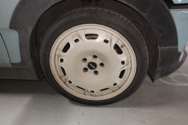 Used MINI Clubman 2019 1.5T COOPER Right Front Wheel Hub