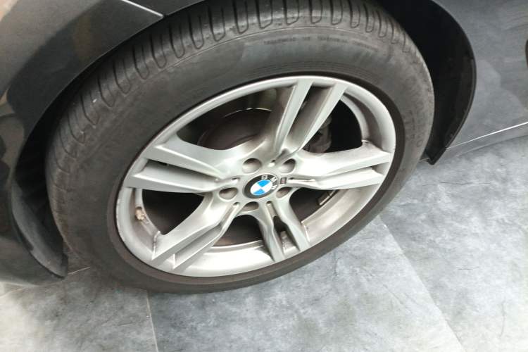 Used BMW 3 Series GT 2019 320i M Sport Package Exterior 4