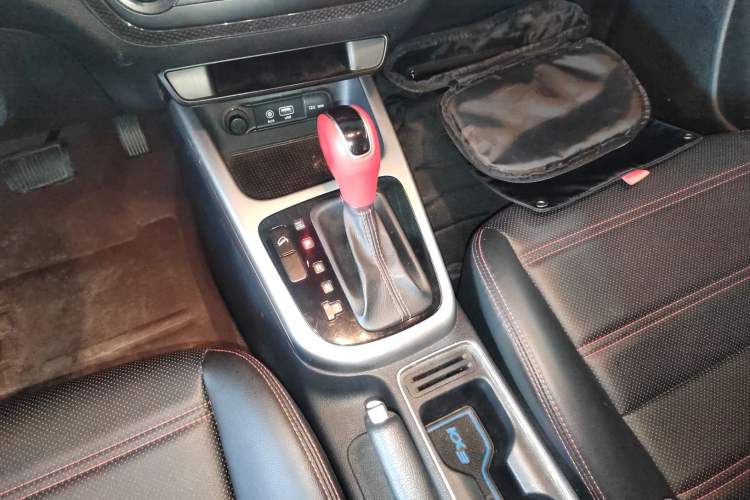 Used Kia KX3 2015 1.6T Automatic Two-Wheel Drive DLX