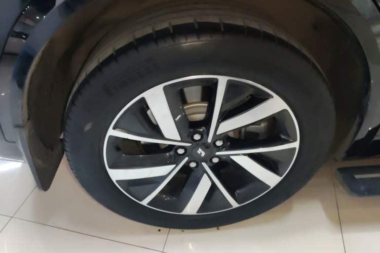 Used Li Auto L8 2023 Air model