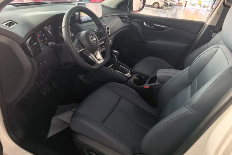 Used Nissan Qashqai 2025 Honor 2.0L CVT XV+ Leading Edition