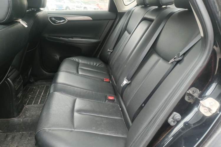 Used Nissan Sylphy 2014 1.6XV CVT Deluxe Edition Left Rear Seat