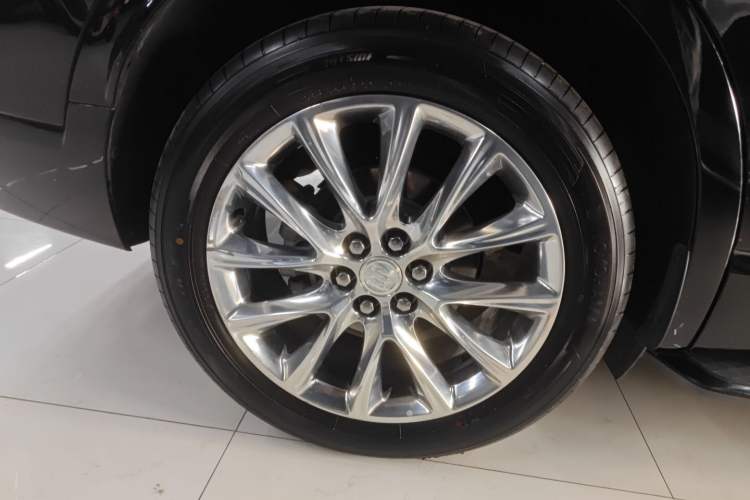 Used Buick Enclave 2020 28T Four-Wheel Drive Flagship Version Right Rear Wheel Hub