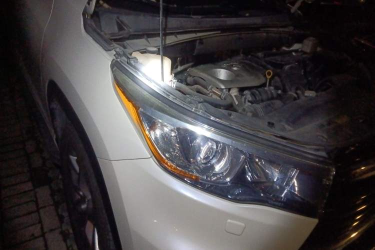 Used Toyota Highlander 2015 2.0T Four-Wheel Drive Ultimate Edition 7-Seater