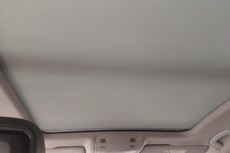 Used Volkswagen Magotan 2017 330TSI DSG Luxury Model Headliner