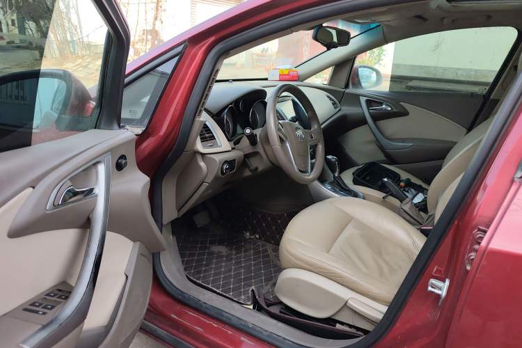 Used Buick GT 2010 GT 1.8L Automatic Fashion Edition