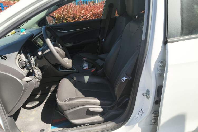 Used Buick GT 2021 1.3T Automatic Mild Hybrid Elite Version Left Front Seat