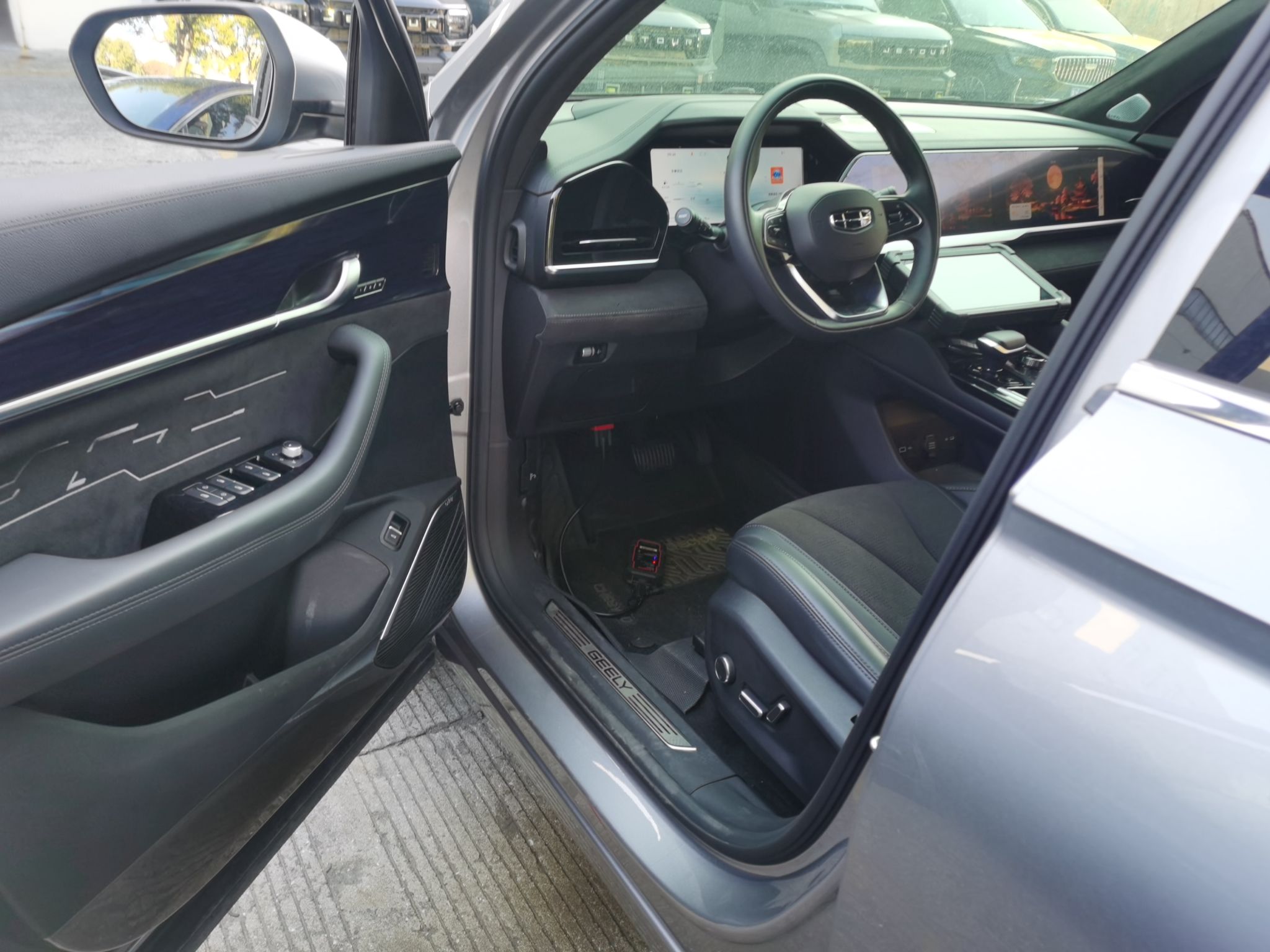 Geely Auto Monjaro L 2024 2.0TD High-Power Automatic Two-Wheel Drive Skyline Edition — снимка 18