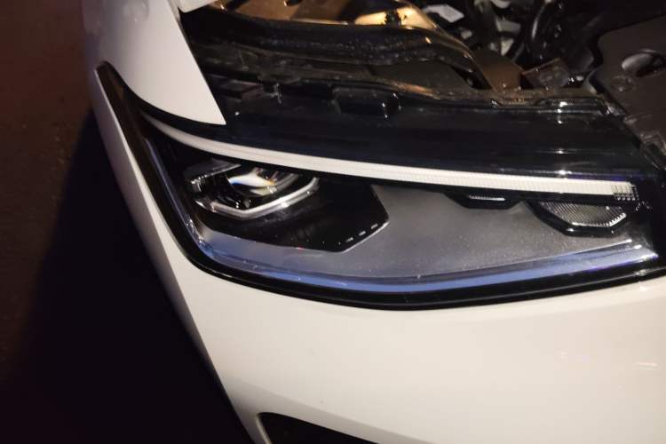 Used Volkswagen Tharu 2026 Model Xinrui 300TSI Ruiyi Edition Right Front Headlight