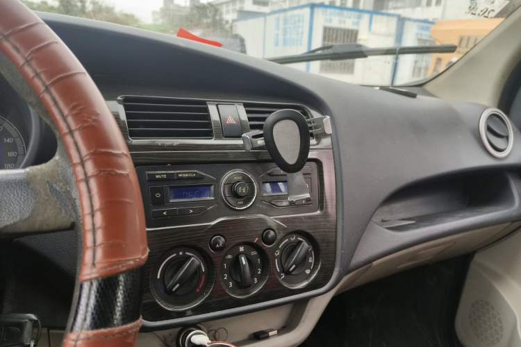 Used CHANGAN KAICHENG Star 2013 1.2L New Changan Star Basic Version Audio And AC Panel