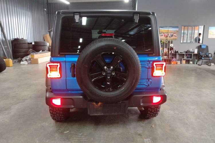 Used Jeep Wrangler 2021 2.0T Robin Hood Four-Door Edition