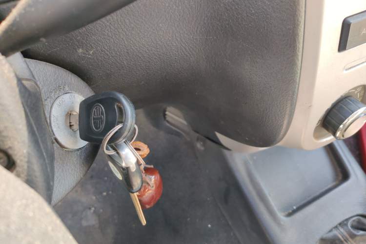 Used FAW Senya S80 2011 1.5L Manual 5-Seater Urban Elite Edition Vehicle Key