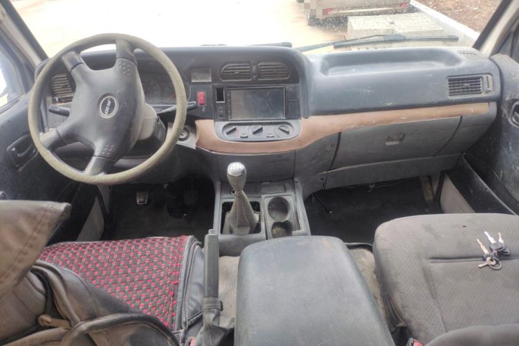 Used Jinbei Hiace 2011 2.0L 5th Generation Kuaiyunwang Standard Version 4G19
