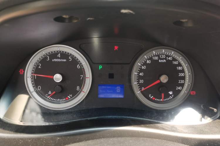 Used Geely Auto EC8 2011 2.4L Automatic Prestige Edition Instrument Cluster