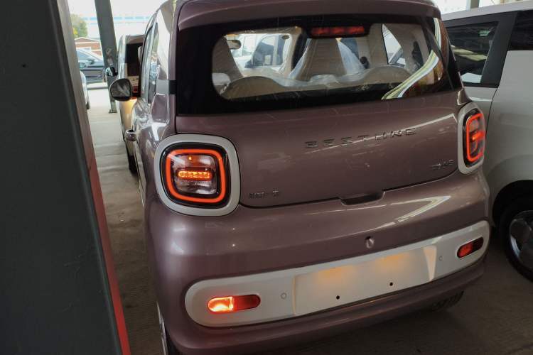 Used Bestune Pony 2026 Model 222km Cute Horse Plus Exterior 3