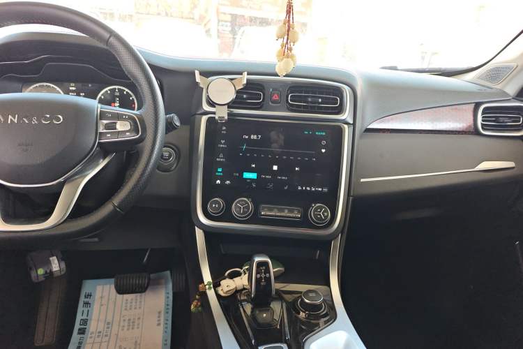 Used Lynk & Co 01 2019 2.0T Four-Wheel Drive Genie Pro Version China VI Standard