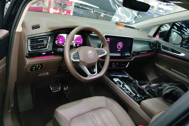 Used Volkswagen Viloran 2023 Revised Version 380TSI Luxury Edition
