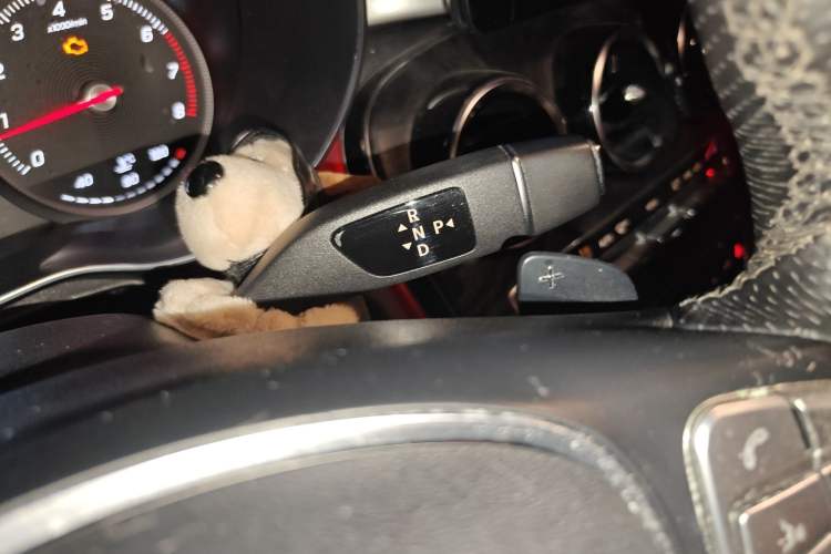 Used Mercedes-Benz C-Class 2015 C 200 L Sport Edition Gear Lever