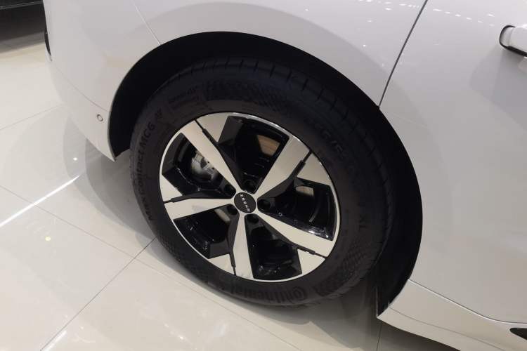 Used Zeekr 001 2023 WE Edition 86 kWh
