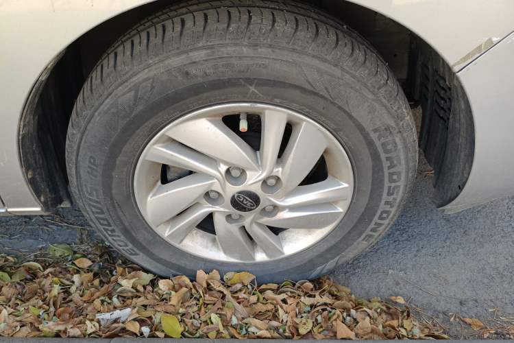 Used JAC Refine M4 2017 1.9T Diesel Manual Luxury Smart Model
