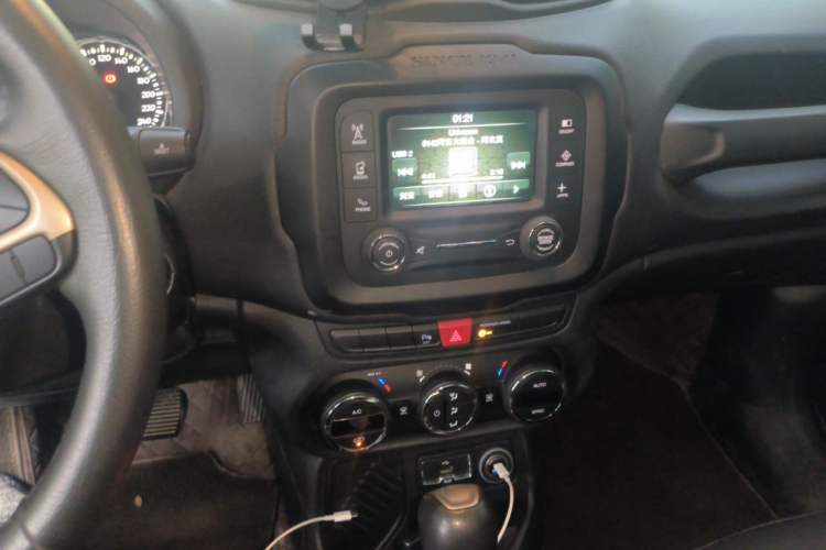 Used Jeep Renegade 2017 180T Automatic Jingneng Edition
