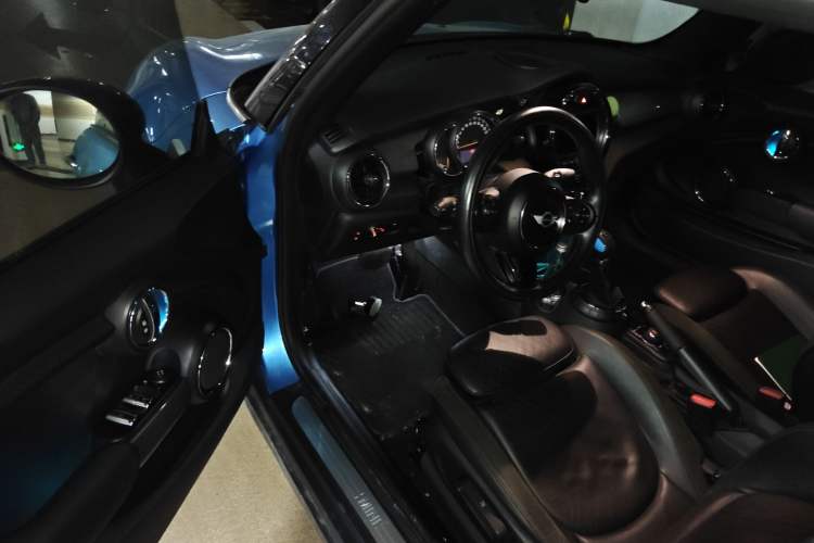 Used MINI MINI 2016 1.5T COOPER CABRIO Caribbean Blue Limited Edition