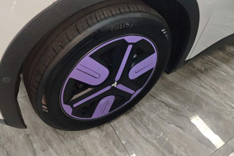 Used firefly firefly 2025 Illuminated Edition