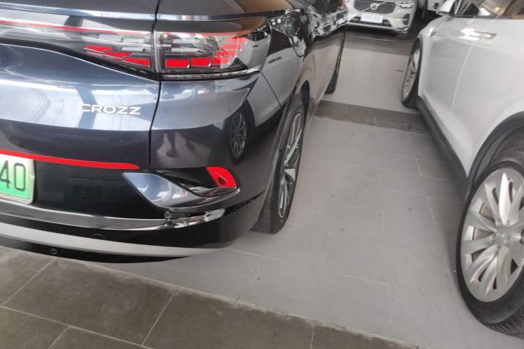 Used Volkswagen ID.4 CROZZ 2021 Long-Range PRO Two-Wheel Drive Version