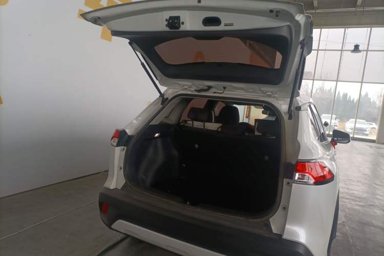 Used Toyota Corolla Cross 2023 2.0L Pioneer Edition
