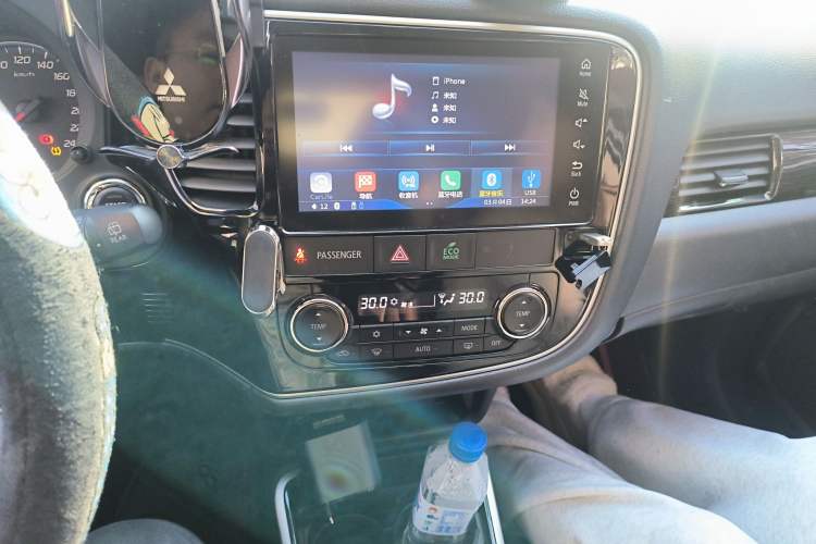 Used Mitsubishi Outlander 2018 2.0L Two-Wheel Drive Glory Edition 5 Seats