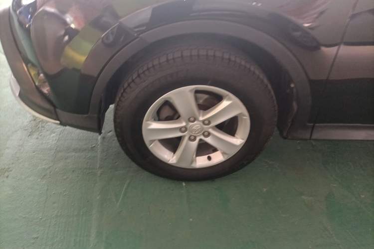 Used Toyota RAV4 2013 2.0L CVT Two-Wheel Drive Urban Edition