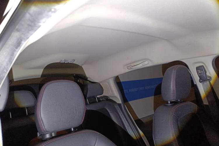 Used Citroen C3-XR 2015 1.6THP Automatic Pioneer Model Headliner