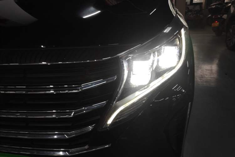 Used GAC Trumpchi M8 2023 Lingxiu Series 390T Prestige Edition Left Front Headlight