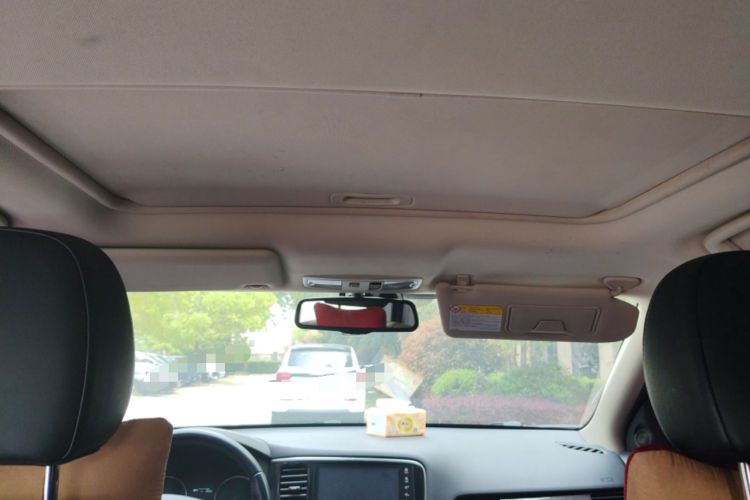 Used Mitsubishi Outlander 2019 2.4L 4x4 Zhi Xiang Edition 7 Seats China V Emission Standard Headliner