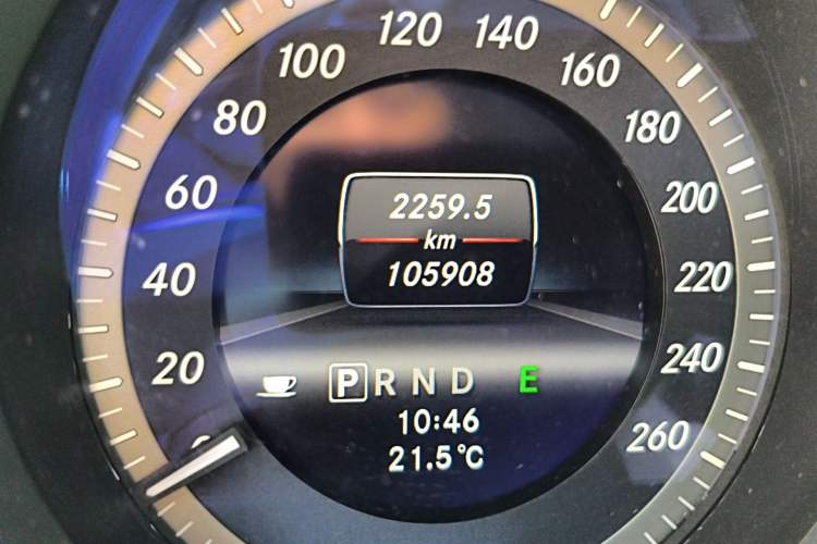 Used Mercedes-Benz C-Class 2013 C 180 Classic Grand Edition Odometer Close Up