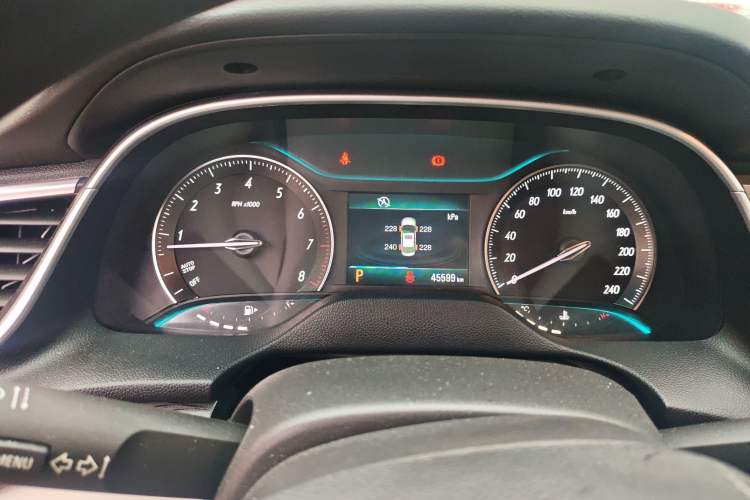 Used Buick GT 2017 15N Automatic Elite Version
