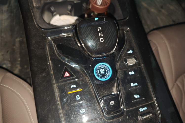 Used BYD Han 2025 DM-i 125KM Prestige Model Gear Lever