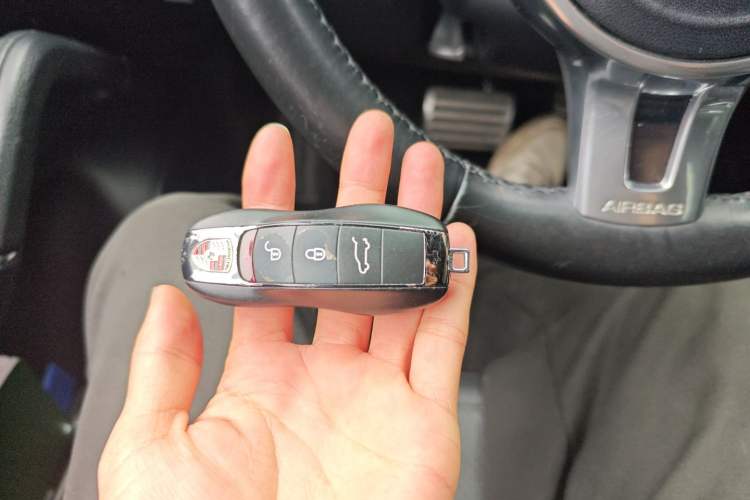 Used Porsche Cayenne 2014 Cayenne Platinum Edition 3.0T