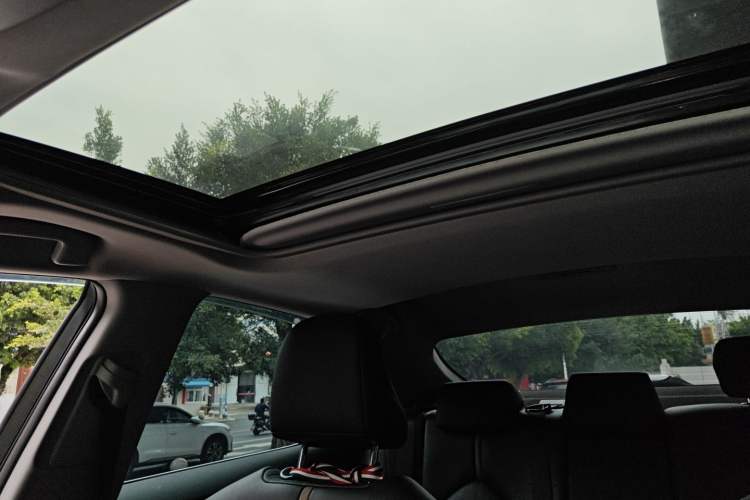 Used Toyota Camry 2023 2.0G Luxury Edition