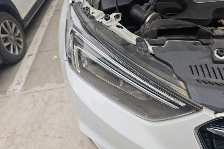 Used Buick Encore 2017 18T Automatic Two-Wheel Drive Urban Fashion Model