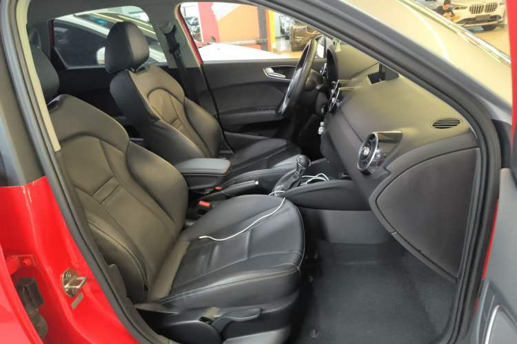 Used Audi A1 2014 30 TFSI Sportback Comfort Model
