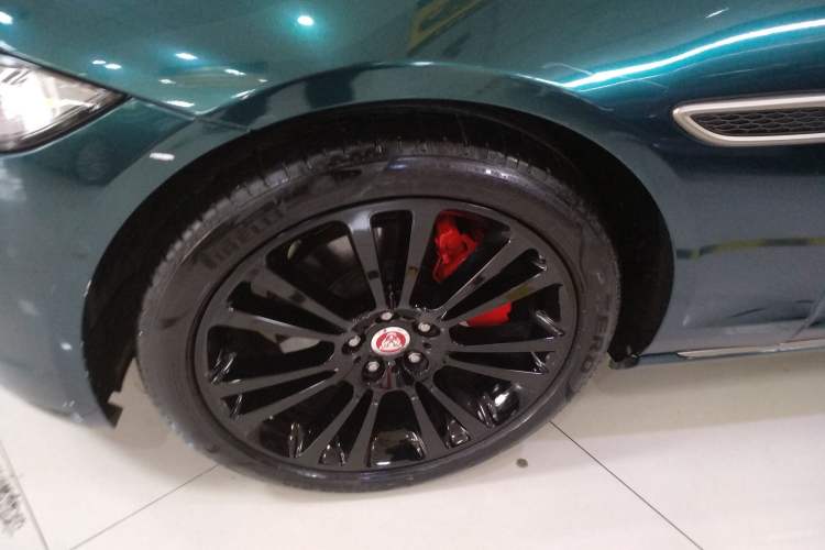 Used Jaguar XFL 2024 2.0T P250 Two-Wheel Drive Prestige Luxury Edition