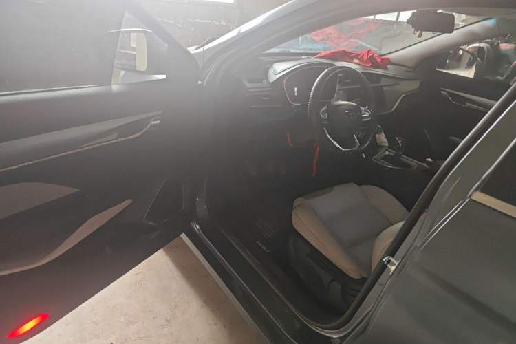 Used Geely Auto Binray 2018 14T Manual Colorful Edition