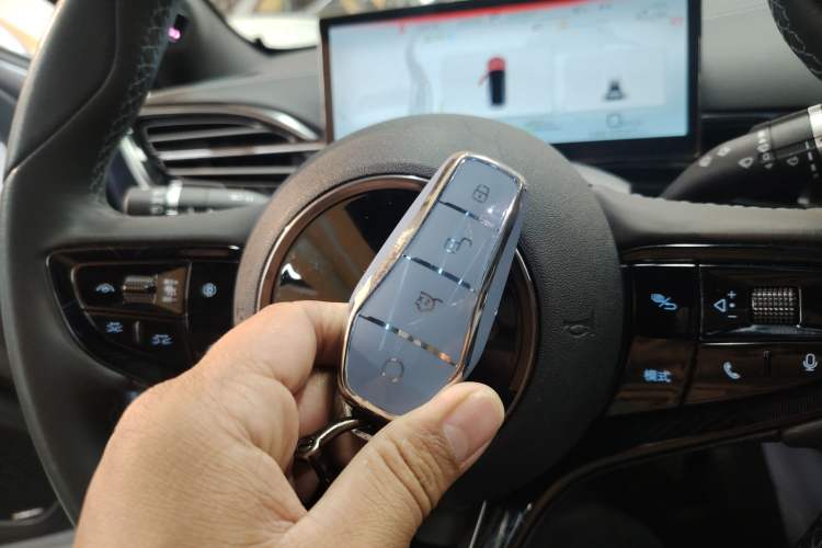 Used BYD Seal 2022 650 km All-Wheel-Drive Performance Version
