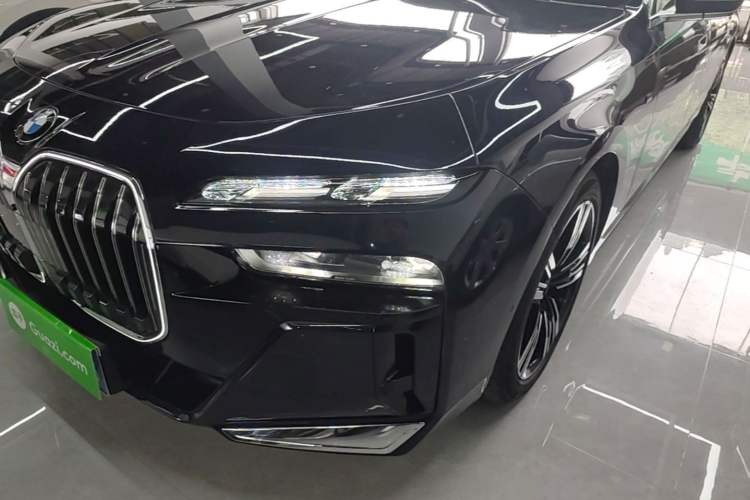 Used BMW 7 Series 2023 735Li M Sport Package

