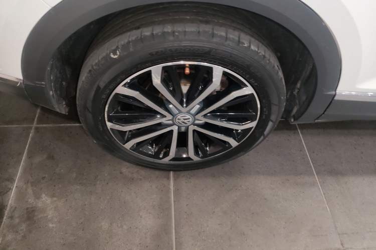 Used Volkswagen T-ROC 2020 280TSI DSG Two-Wheel Drive Comfort Version Right Rear Wheel Hub