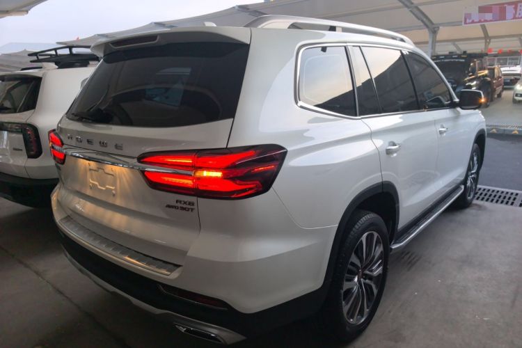 Used Roewe RX8 2018 30T Smart Connectivity All-Wheel Drive Supreme Edition
