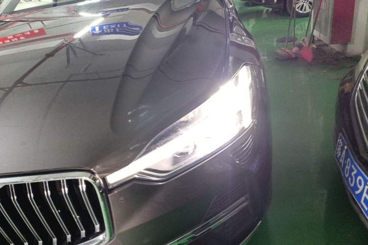 Used Volvo XC60 2023 B5 4x4 Smart Luxury Edition Left Front Headlight